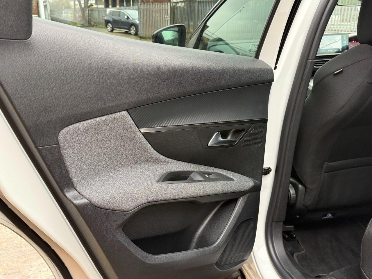 Used Peugeot 3008 2023 for sale - 77574544: Photo 37