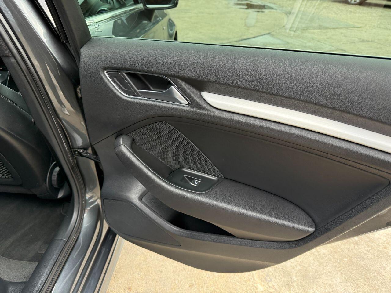 Used Audi A3 2018 for sale - 76423417: Photo 30