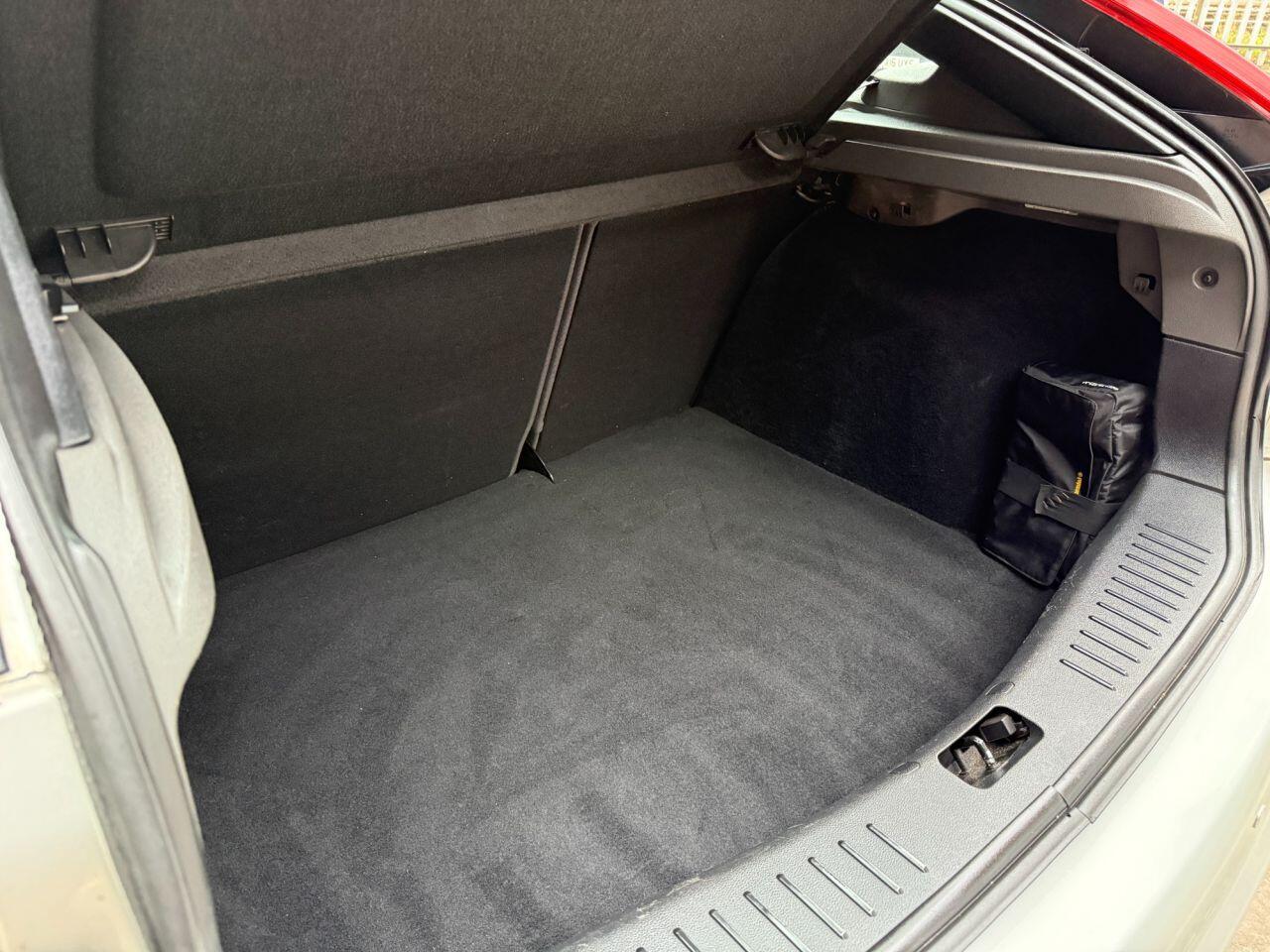 Used Ford Focus for sale - 76996436: Photo 33