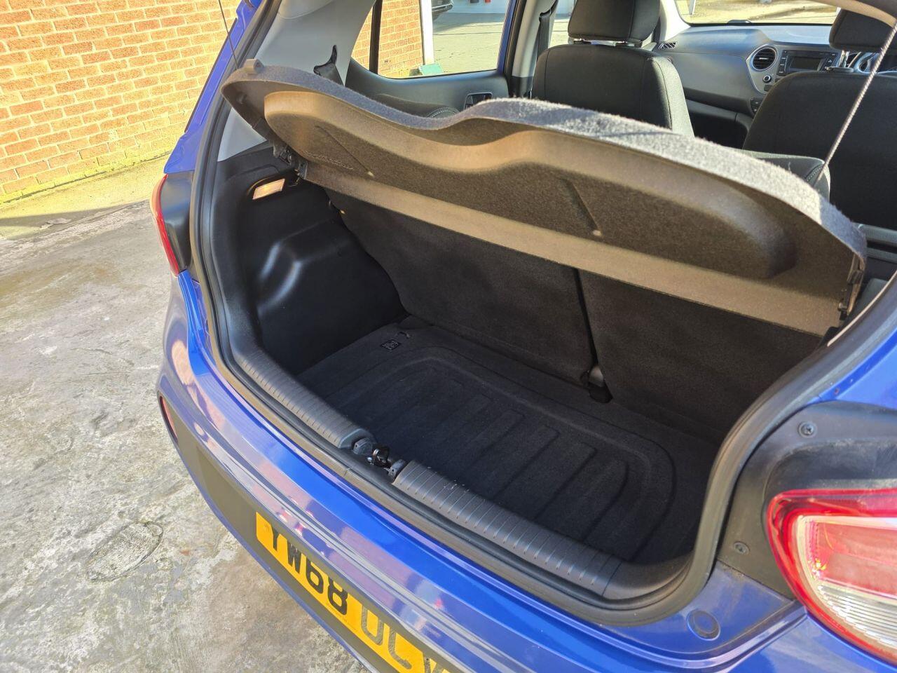 Used Hyundai i10 2019 for sale - 77883378: Photo 27