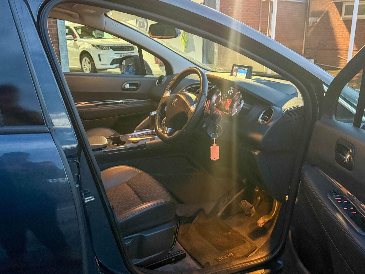 Used Peugeot 3008 2015 for sale - 76727860: Photo 10