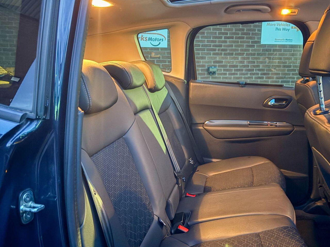 Used Peugeot 3008 2015 for sale - 76727860: Photo 22