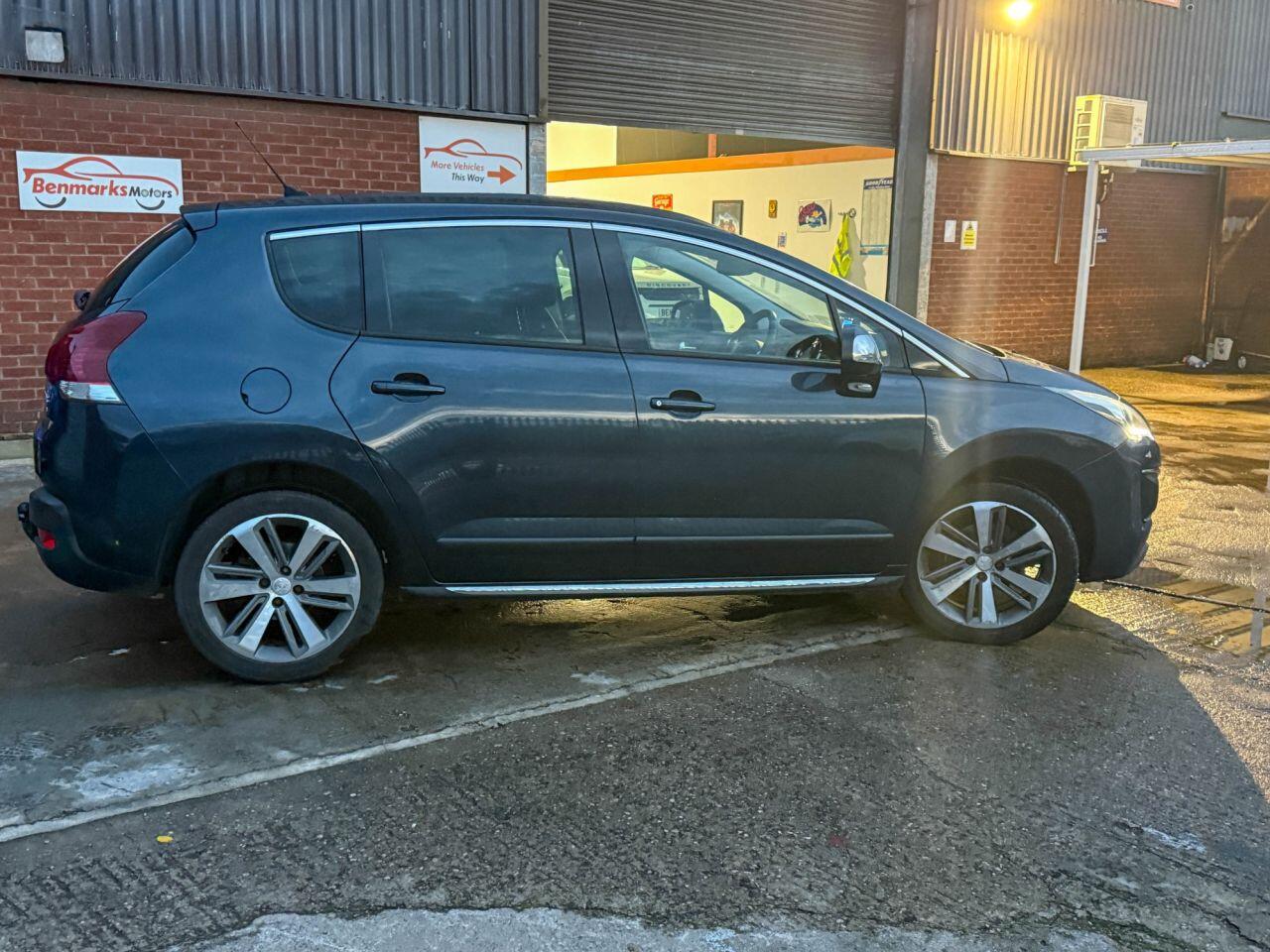 Used Peugeot 3008 2015 for sale - 76727860: Photo 3