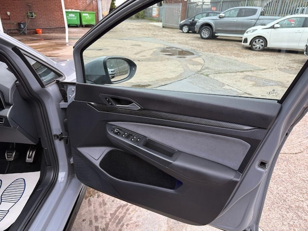 Used Volkswagen Golf 2023 for sale - 76259685: Photo 15