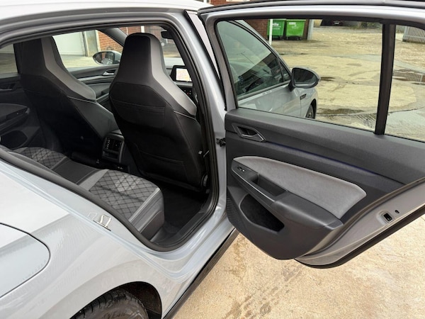 Used Volkswagen Golf 2023 for sale - 76259685: Photo 26