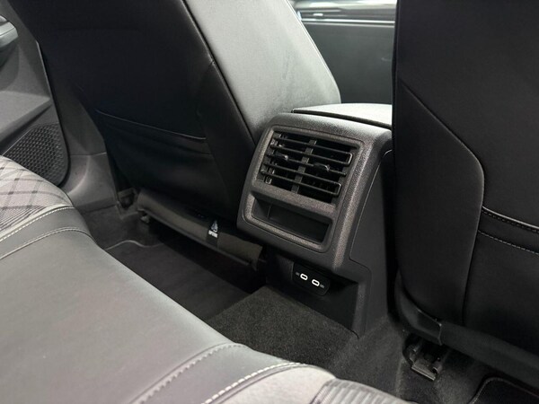 Used Volkswagen Golf 2023 for sale - 76259685: Photo 31