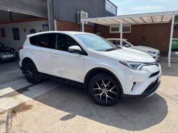 Used Toyota RAV4 2015 for sale - 75002180: Photo
