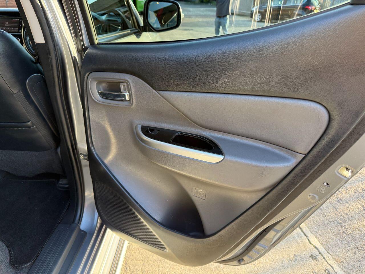 Used Mitsubishi L200 2018 for sale - 76349895: Photo 28