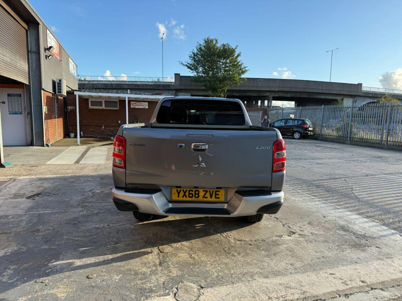 Used Mitsubishi L200 2018 for sale - 76349895: Photo 7