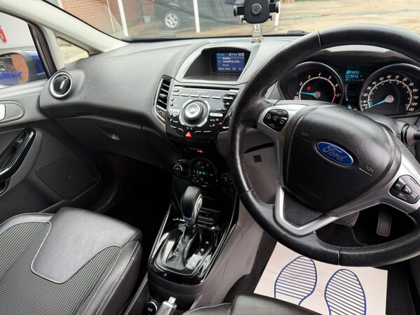 Used Ford Fiesta 2015 for sale - 76001114: Photo 14