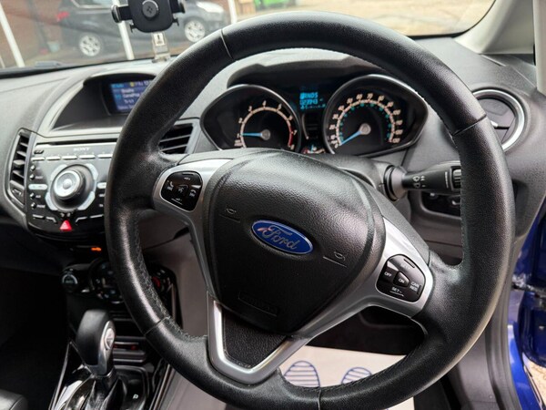 Used Ford Fiesta 2015 for sale - 76001114: Photo 15