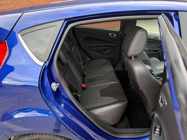 Used Ford Fiesta 2015 for sale - 76001114: Photo 20
