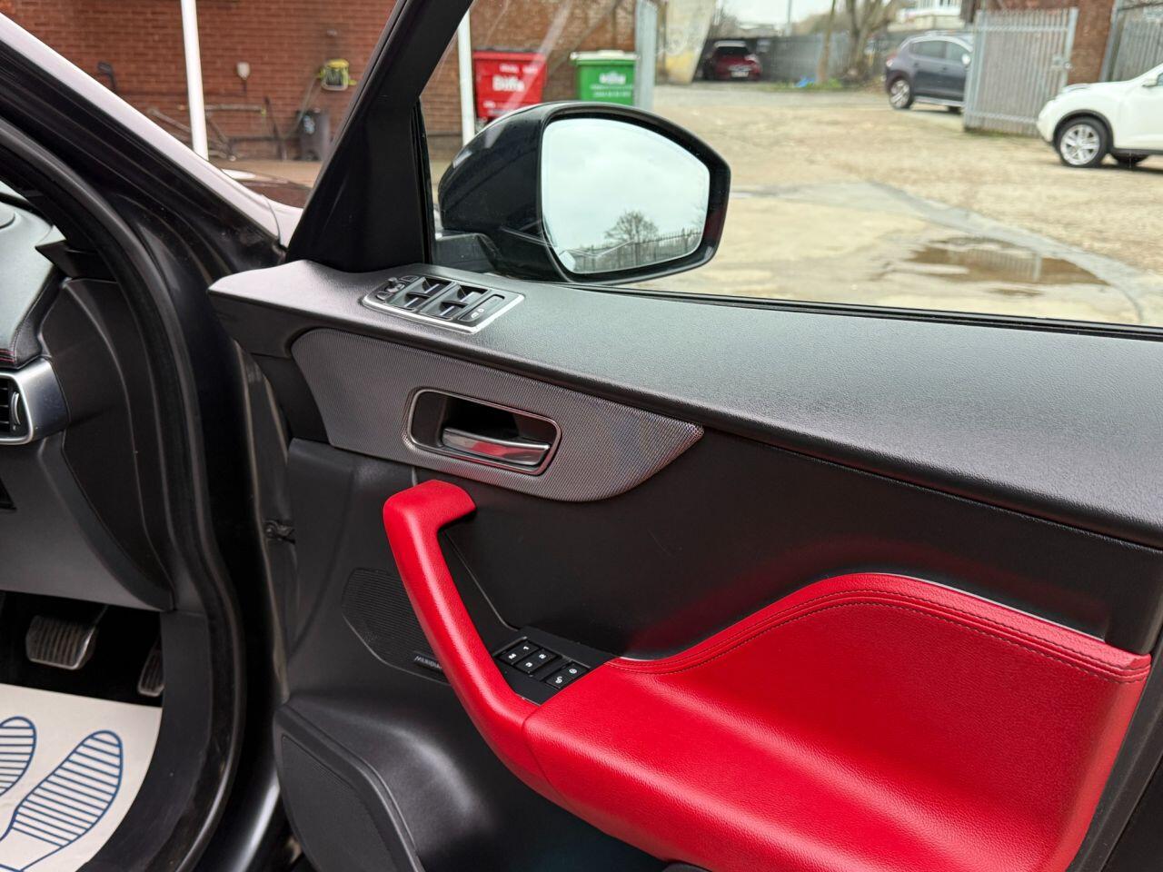 Used Jaguar F-Pace 2017 for sale - 77456036: Photo 18