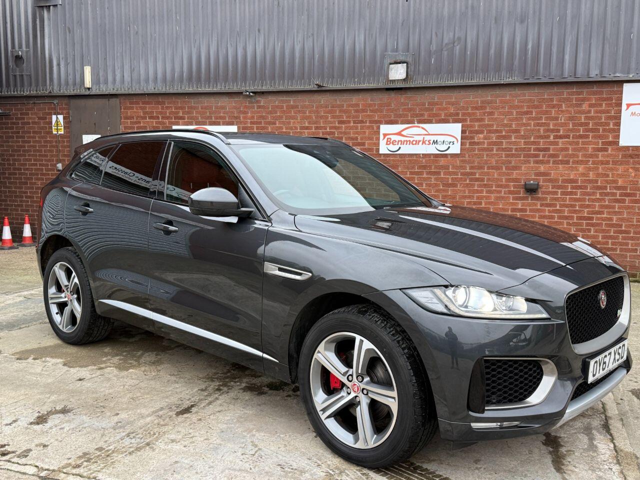 Used Jaguar F-Pace 2017 for sale - 77456036: Photo 2