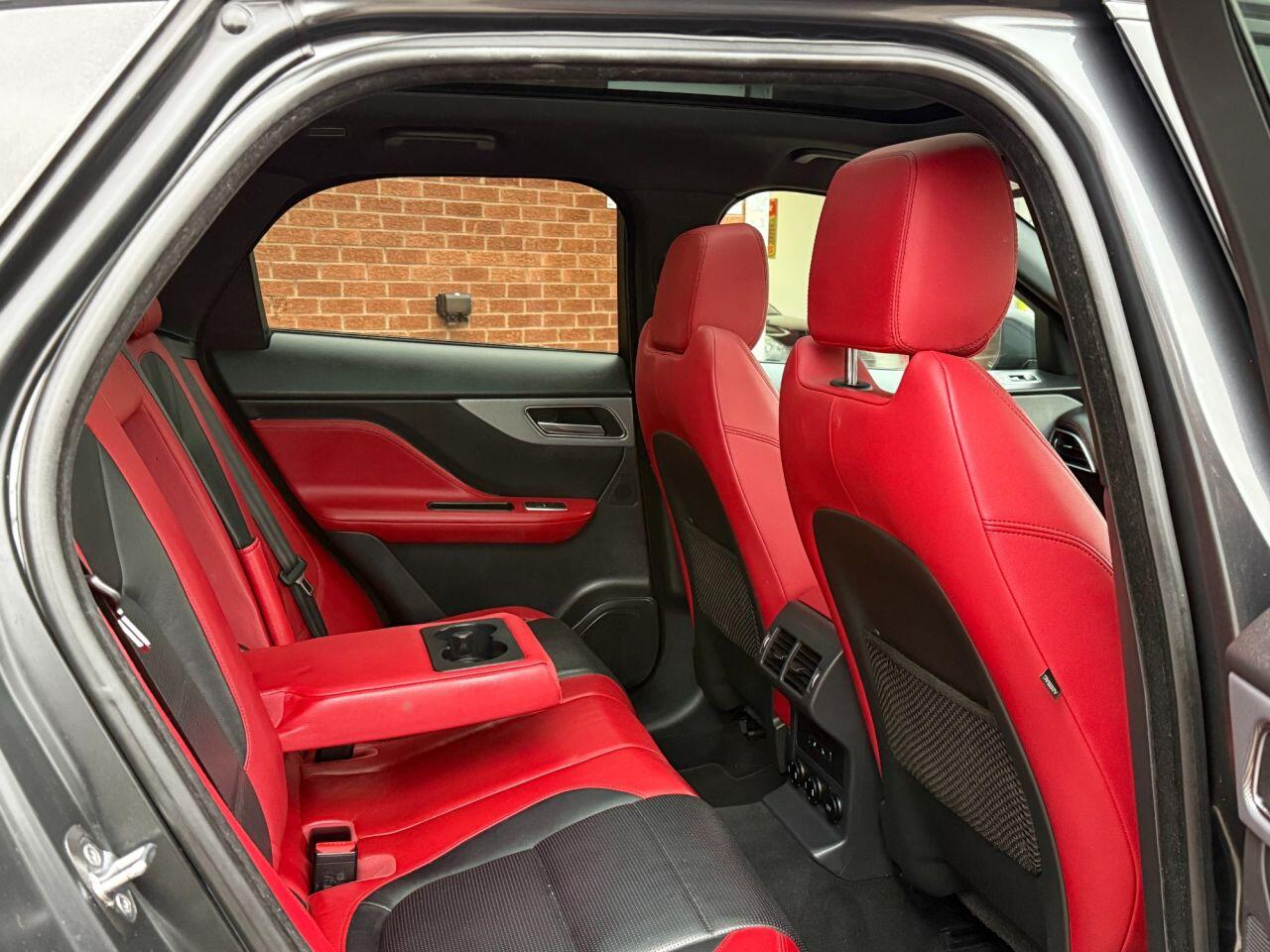 Used Jaguar F-Pace 2017 for sale - 77456036: Photo 24