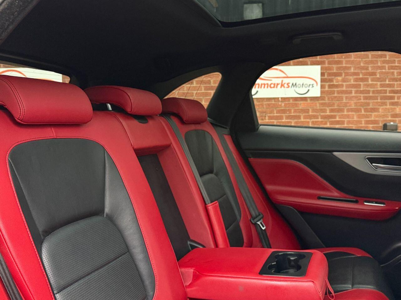 Used Jaguar F-Pace 2017 for sale - 77456036: Photo 28