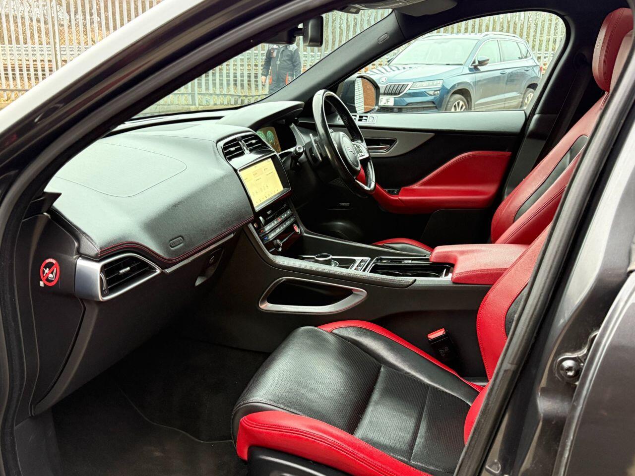 Used Jaguar F-Pace 2017 for sale - 77456036: Photo 35