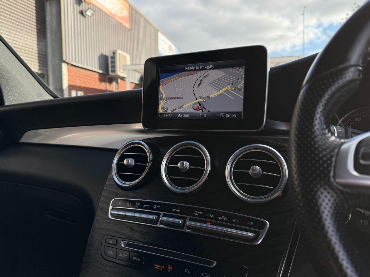 Used Mercedes-Benz GLC 2018 for sale - 76472488: Photo 28