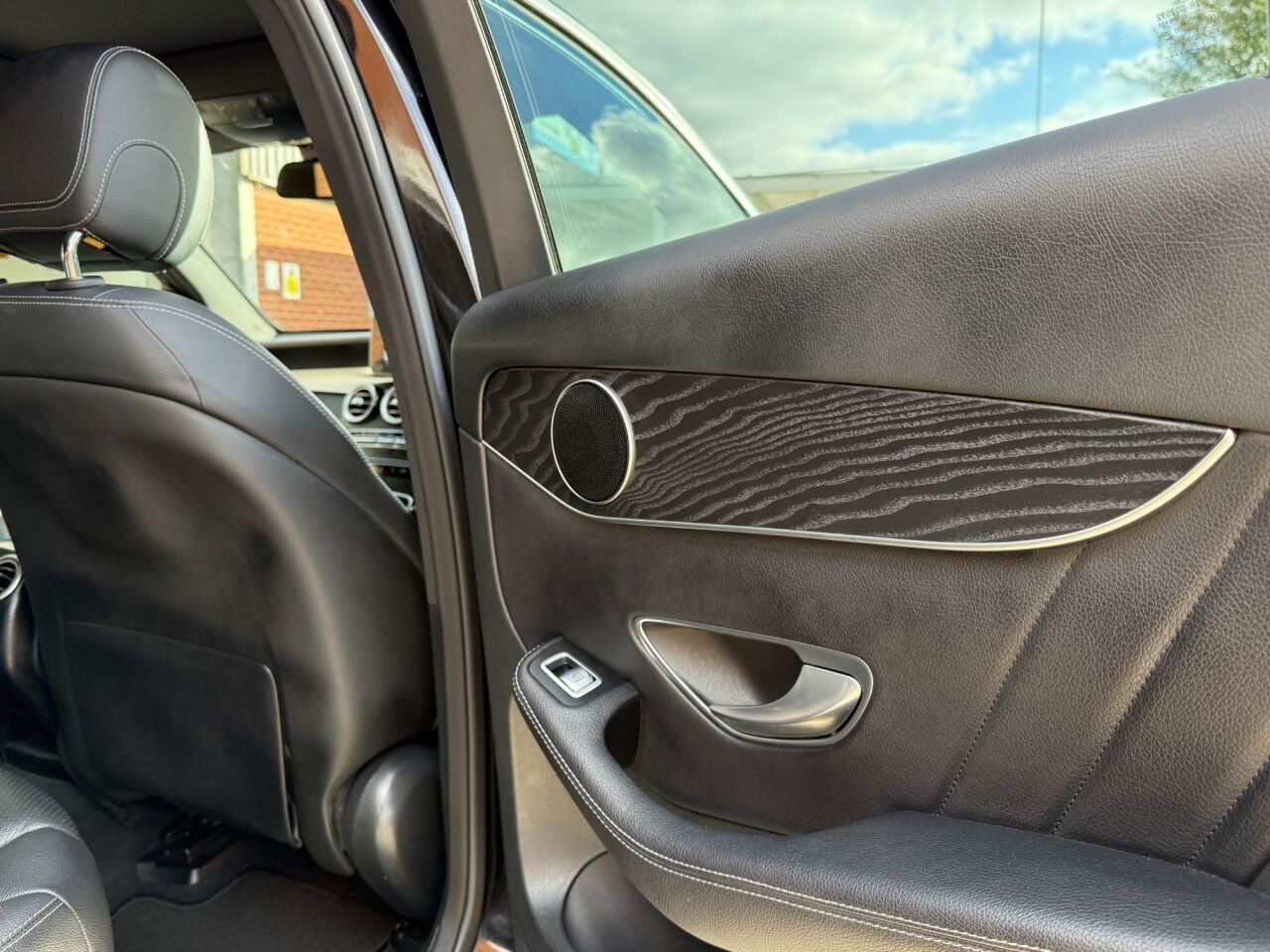 Used Mercedes-Benz GLC 2018 for sale - 76472488: Photo 34