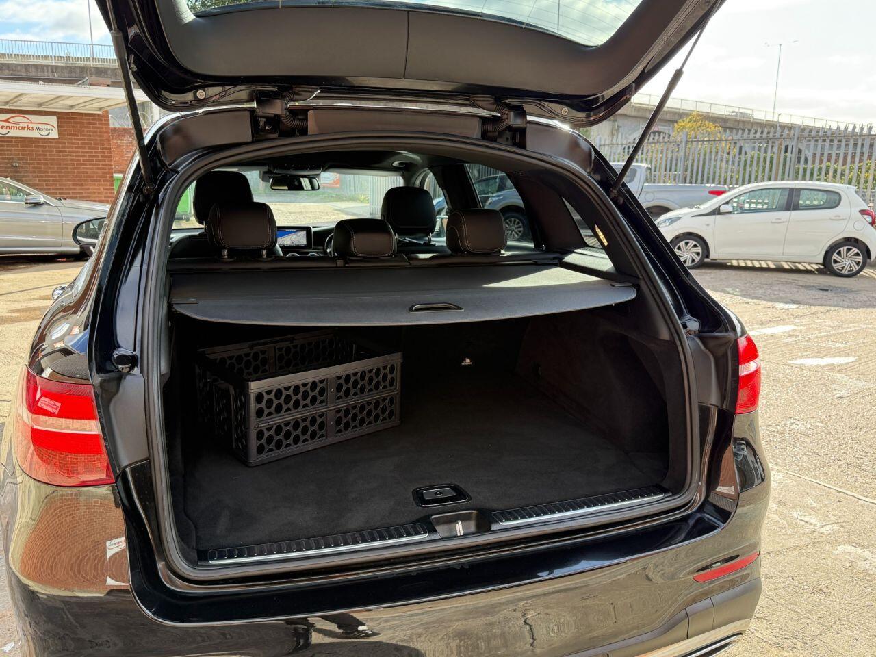 Used Mercedes-Benz GLC 2018 for sale - 76472488: Photo 38