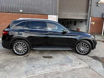 Used Mercedes-Benz GLC 2018 for sale - 76472488: Photo