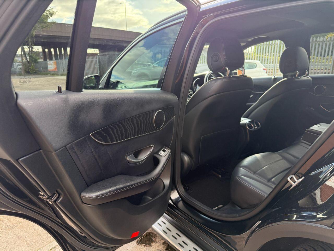 Used Mercedes-Benz GLC 2018 for sale - 76472488: Photo 42