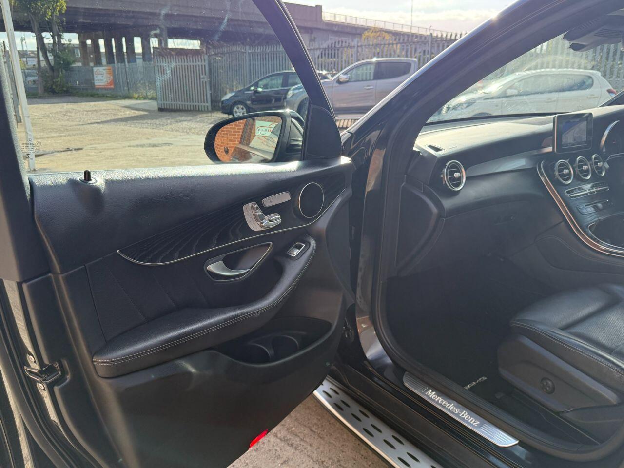 Used Mercedes-Benz GLC 2018 for sale - 76472488: Photo 50