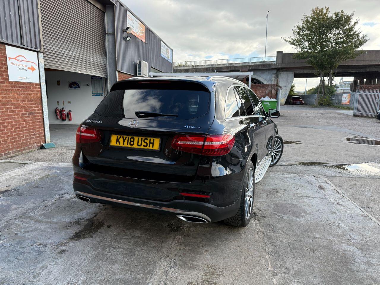 Used Mercedes-Benz GLC 2018 for sale - 76472488: Photo 6