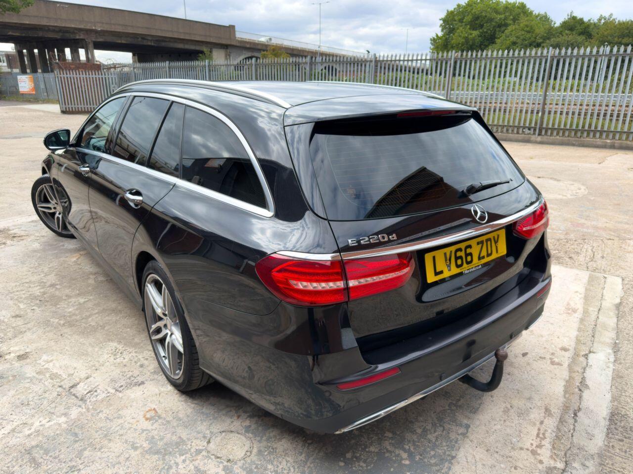 Used Mercedes-Benz E Class 2016 for sale - 77411131: Photo 12