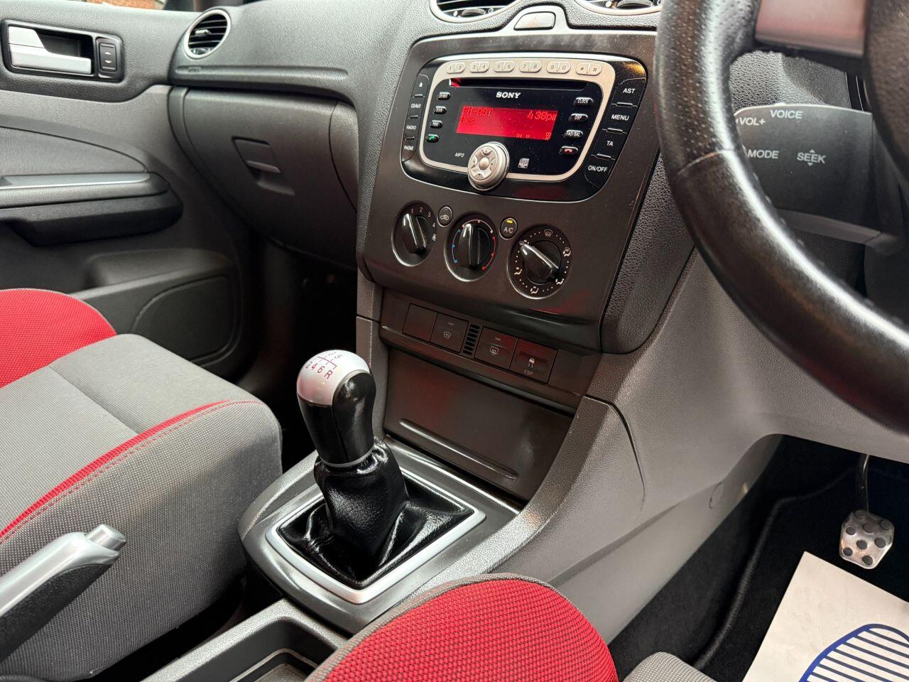 Used Ford Focus 2007 for sale - 76307661: Photo 24