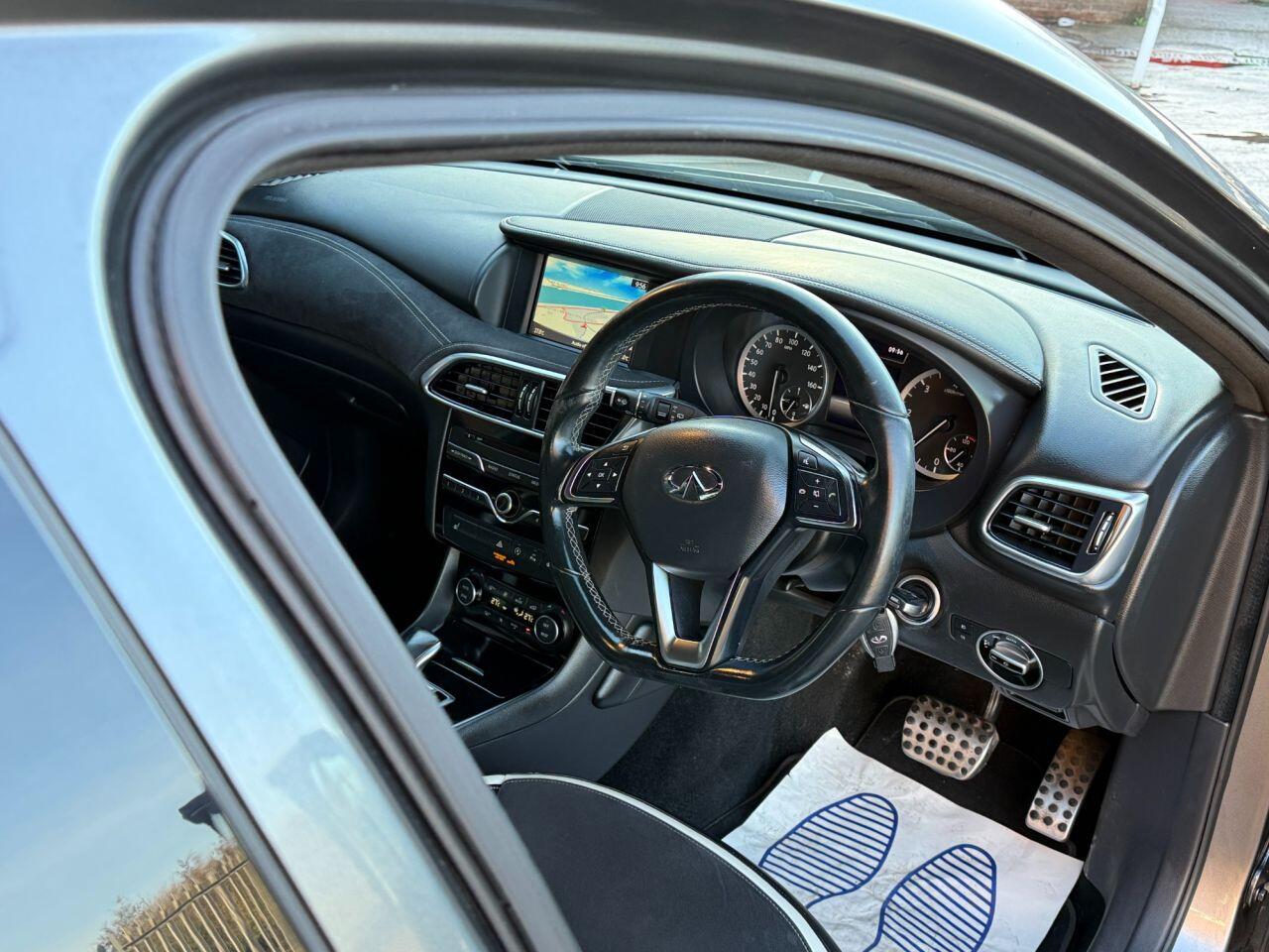 Used Infiniti Q30 2016 for sale - 76714519: Photo 18