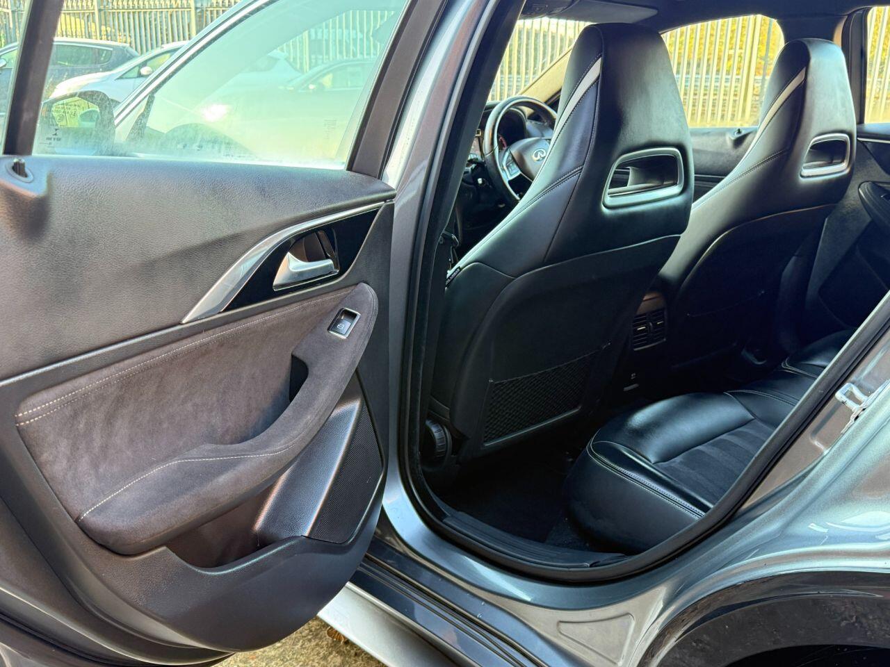 Used Infiniti Q30 2016 for sale - 76714519: Photo 35