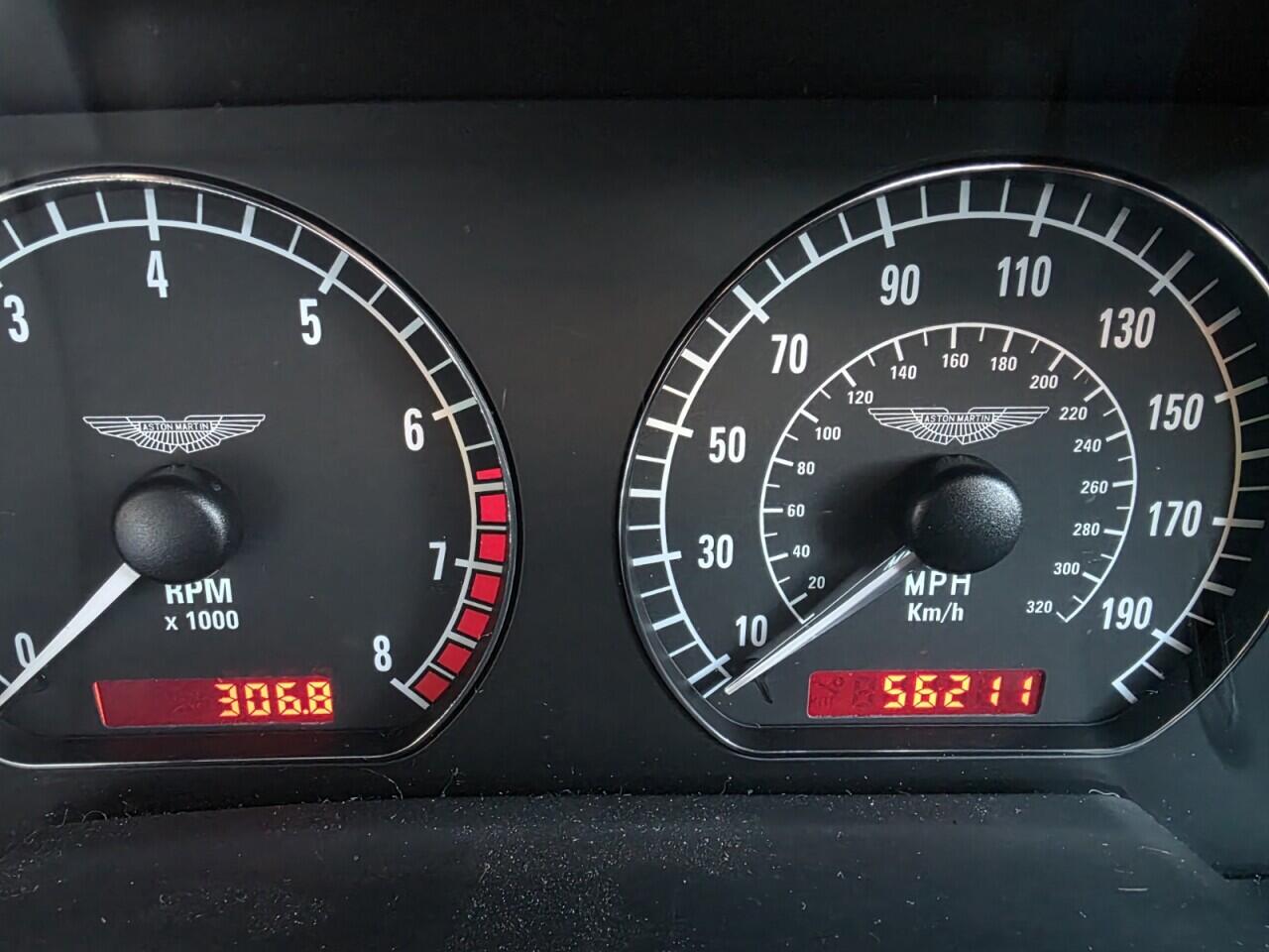 Used Aston Martin DB7 2002 for sale - 77883129: Photo 6