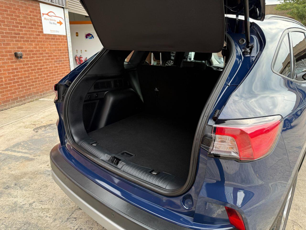 Used Ford Kuga 2022 for sale - 76802017: Photo 31