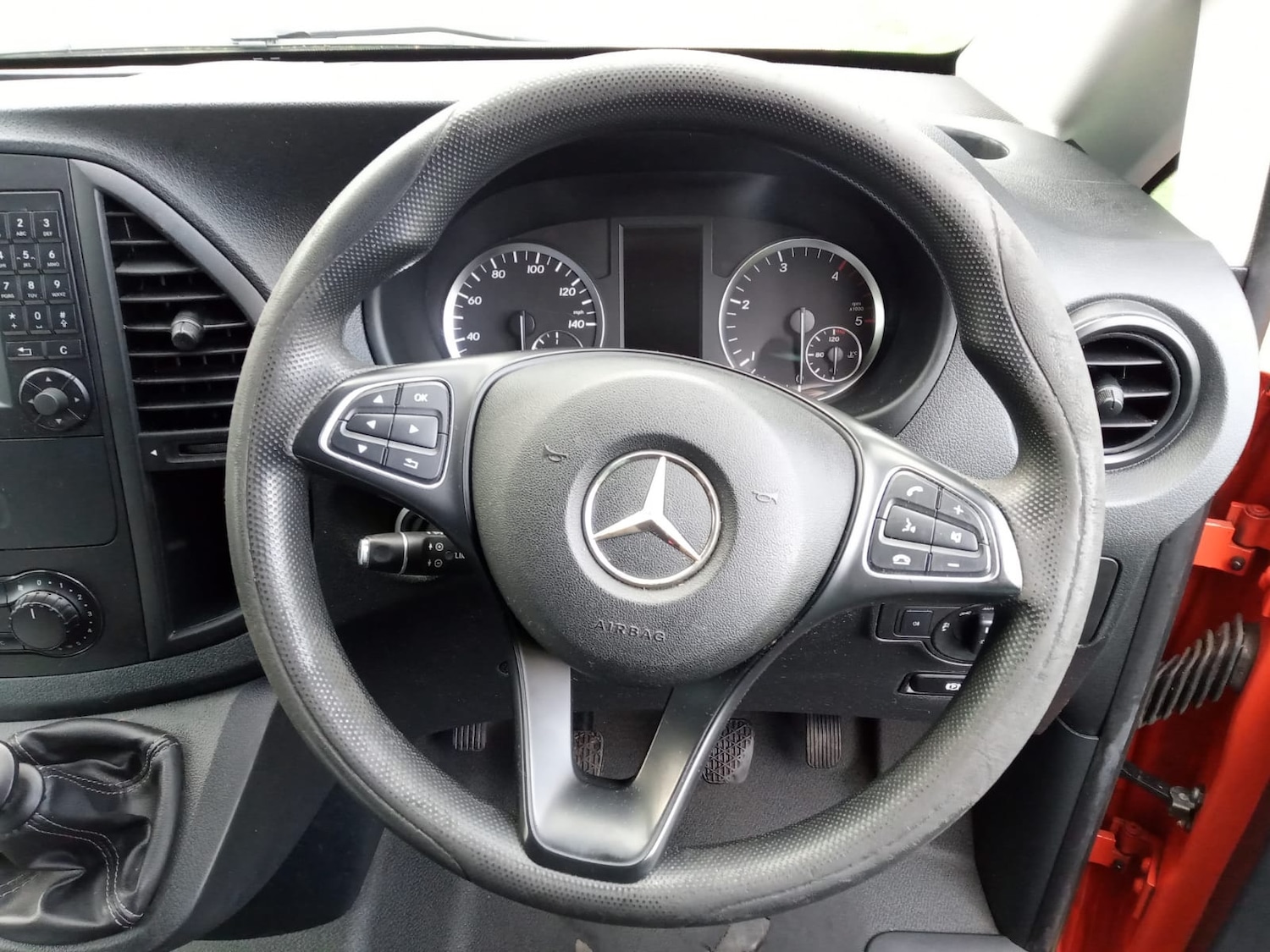 Used Mercedes-Benz Vito 2017 for sale - 77702597: Photo 14