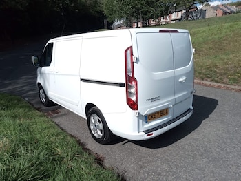 Used Ford Transit Custom 2017 for sale - 75650442: Photo