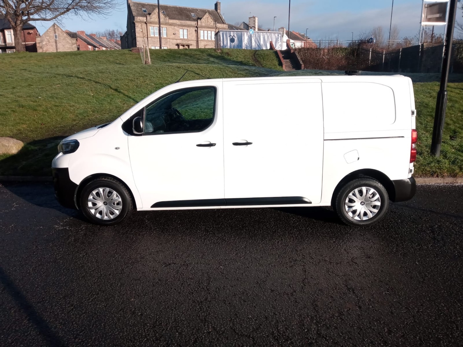 Used Peugeot Expert 2020 for sale - 77220574: Photo 8