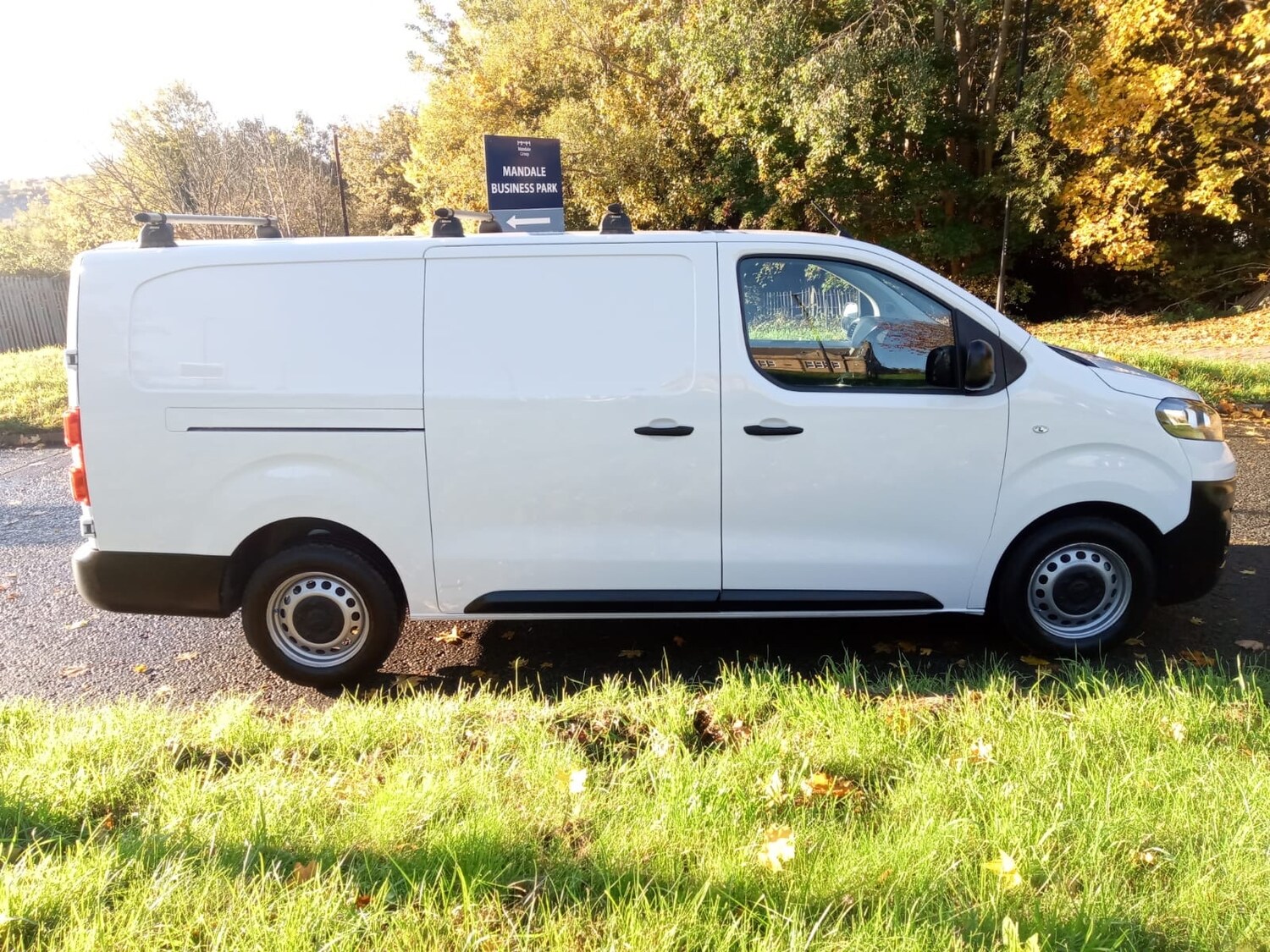 Used Vauxhall Vivaro 2022 for sale - 76401828: Photo 4
