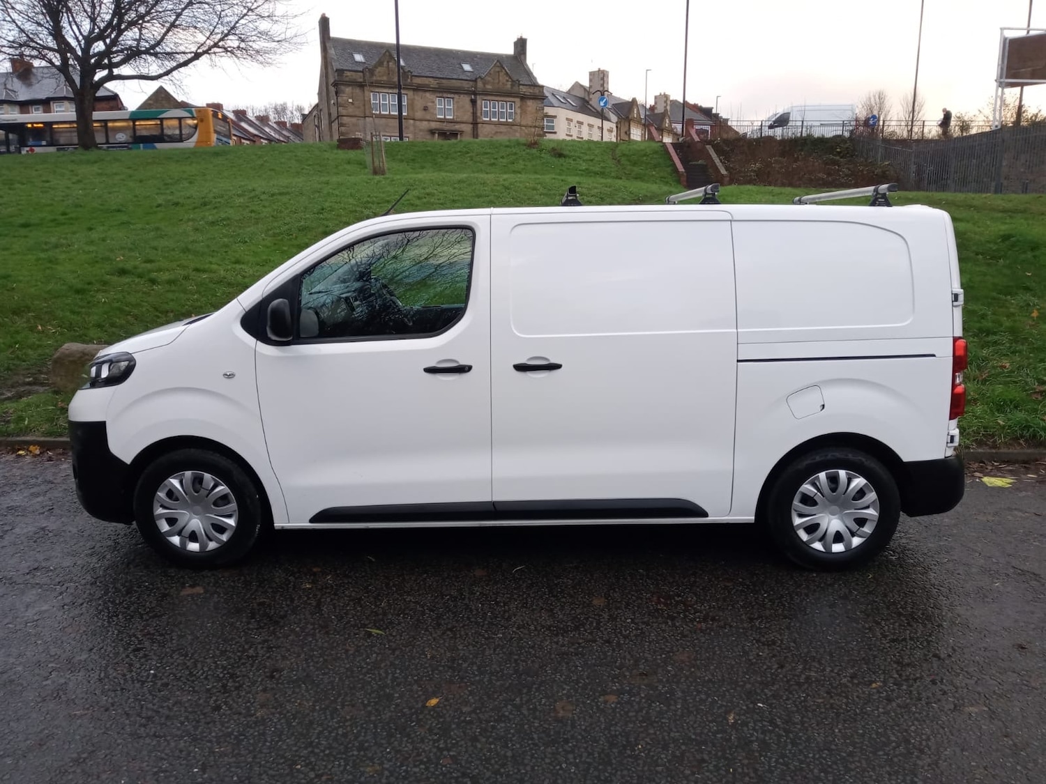 Used Vauxhall Vivaro 2021 for sale - 76891823: Photo 6