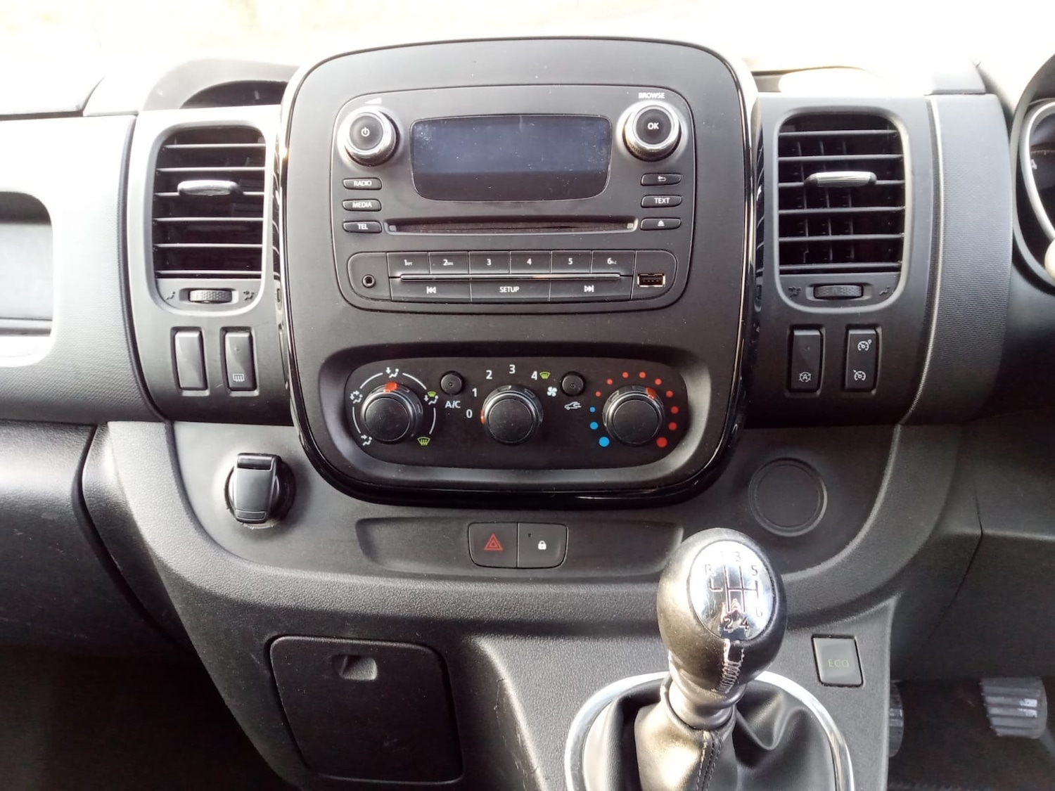 Used Vauxhall Vivaro 2019 for sale - 77681651: Photo 10