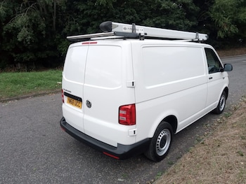 Used Volkswagen Transporter 2019 for sale - 79444745: Photo