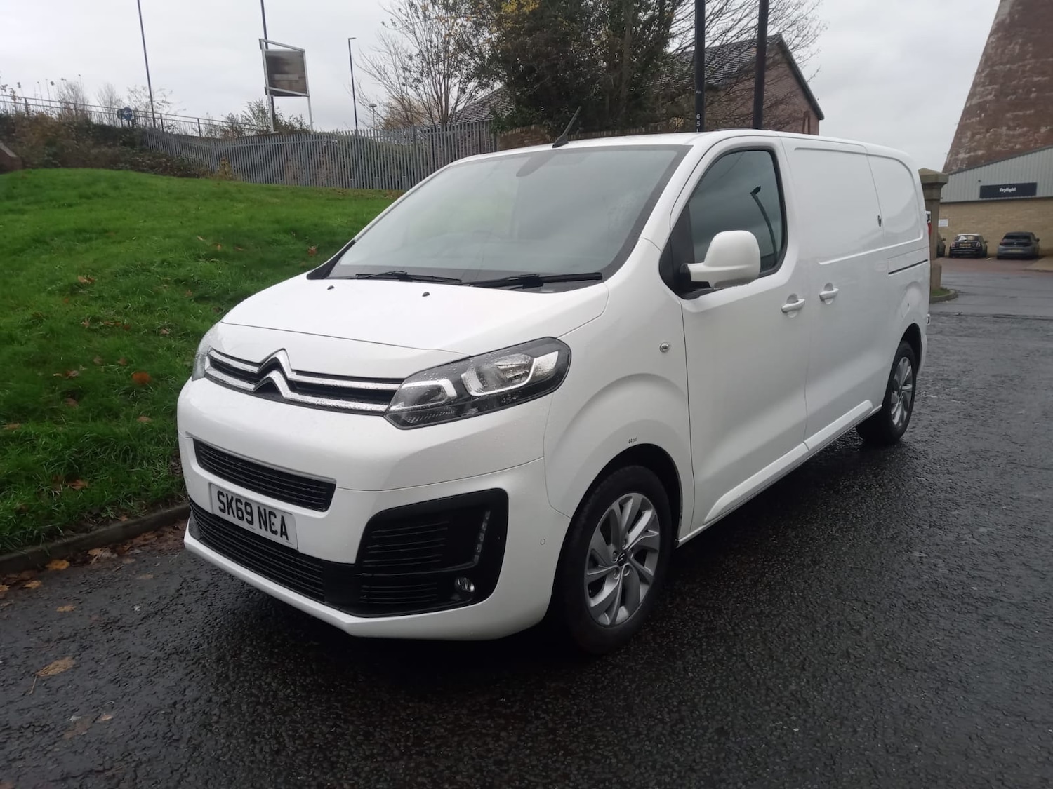 Used Citroen Dispatch 2019 for sale - 76576656: Photo 2