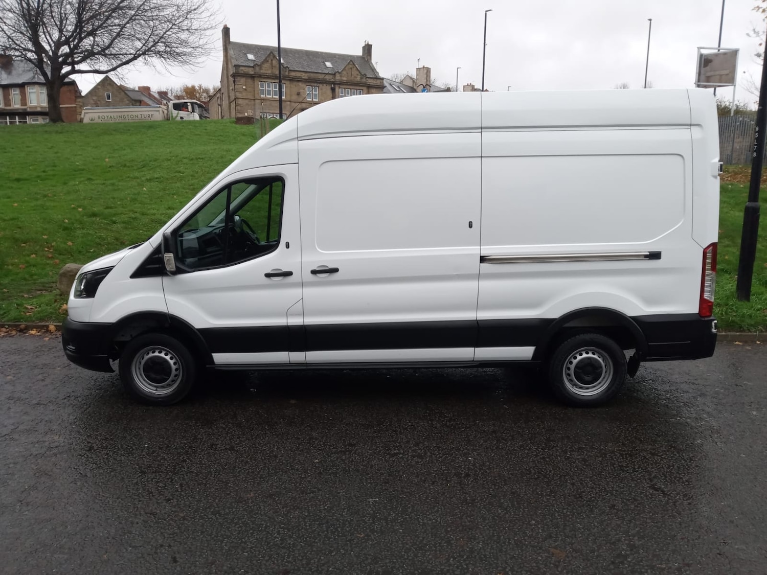 Used Ford Transit 2021 for sale - 76618835: Photo 4