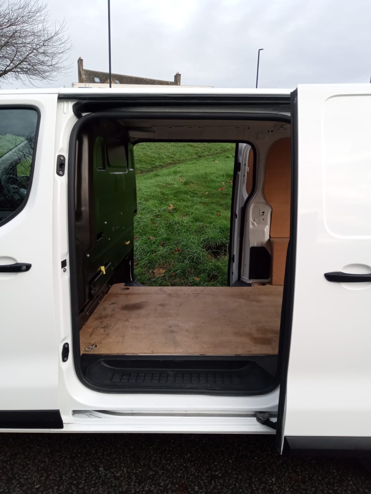 Used Peugeot Expert 2020 for sale - 76846124: Photo 11