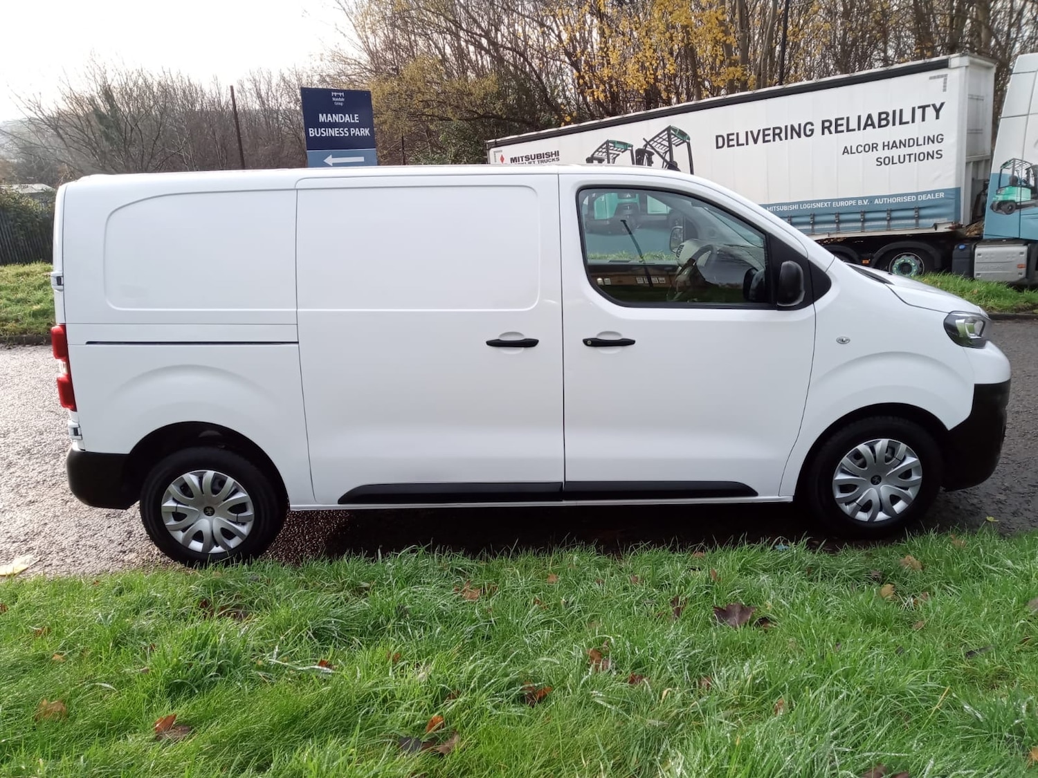Used Peugeot Expert 2020 for sale - 76846124: Photo 8