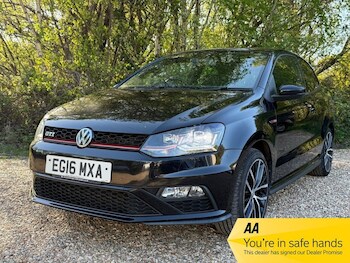 Used Volkswagen Polo 2016 for sale - 78358384: Photo