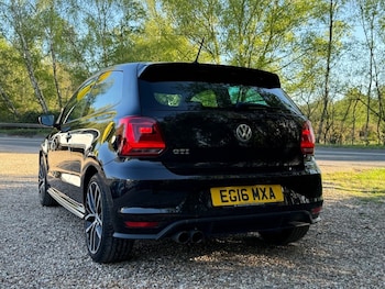 Used Volkswagen Polo 2016 for sale - 78358384: Photo