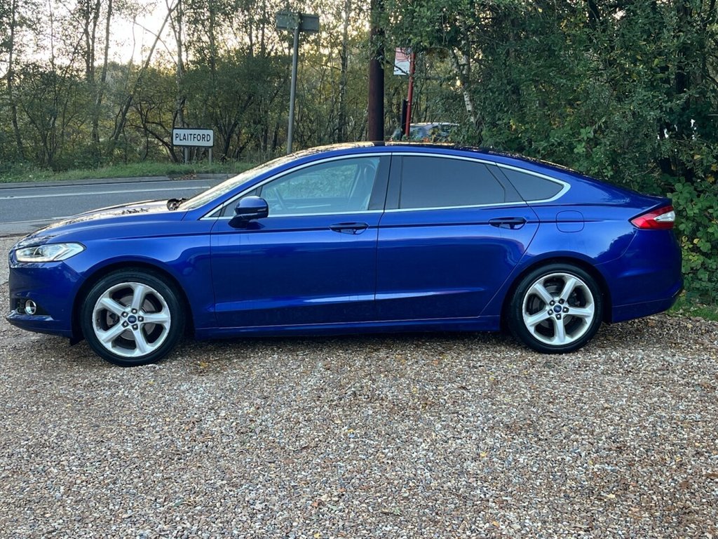 Used Ford Mondeo 2016 for sale - 76367780: Photo 2