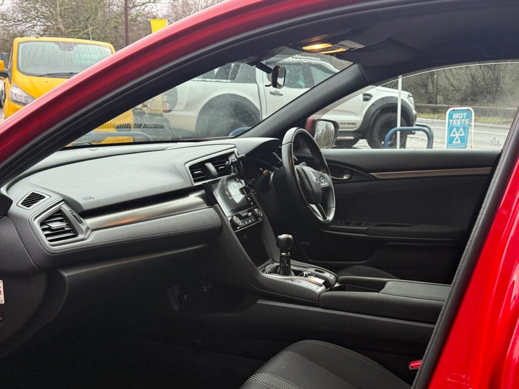 Used Honda Civic 2018 for sale - 77809994: Photo 10