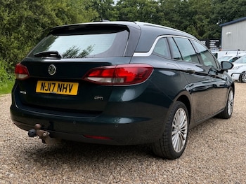 Used Vauxhall Astra 2017 for sale - 79046612: Photo